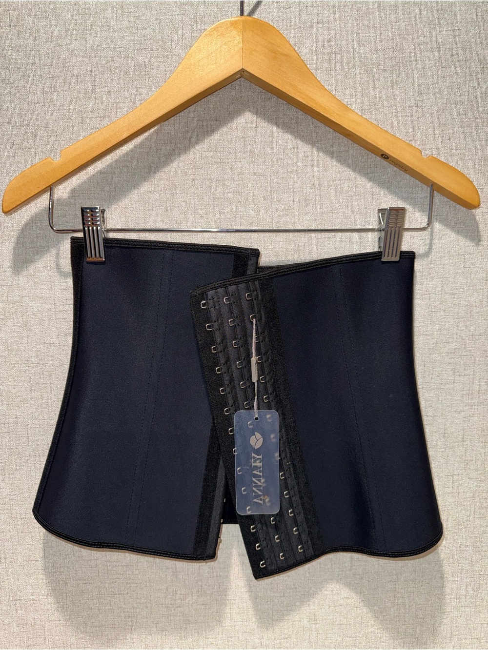 Black Hook-and-Eye Waist Cincher Belt
